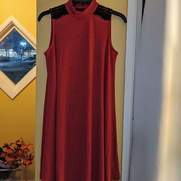 Guess Dresses & Skirts - NWNT Guess  Red Sleeveless Swing Dress Size S